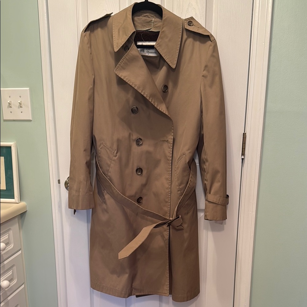 VTG London Fog Brown Trech
